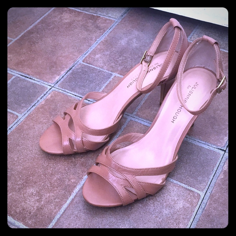 Julianne Hough Sole Society strappy sandals
